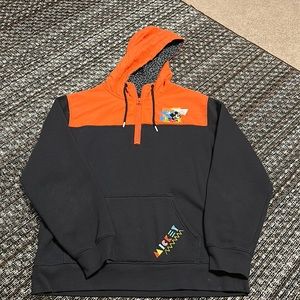Disney Parks Mickey Graphic Zip Hoodie Medium